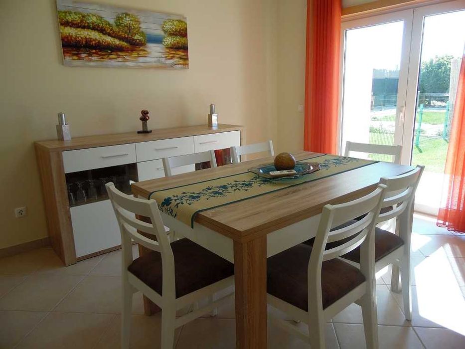 VILLA CHARM-V3 c/Piscina+Jardim Priv+garagem -Olhos de água/Albufeira