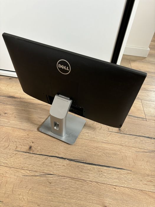 Monitor  Dell 24 cale