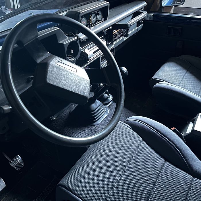 Toyota Land Cruiser BJ73 250 Turbo Diesel