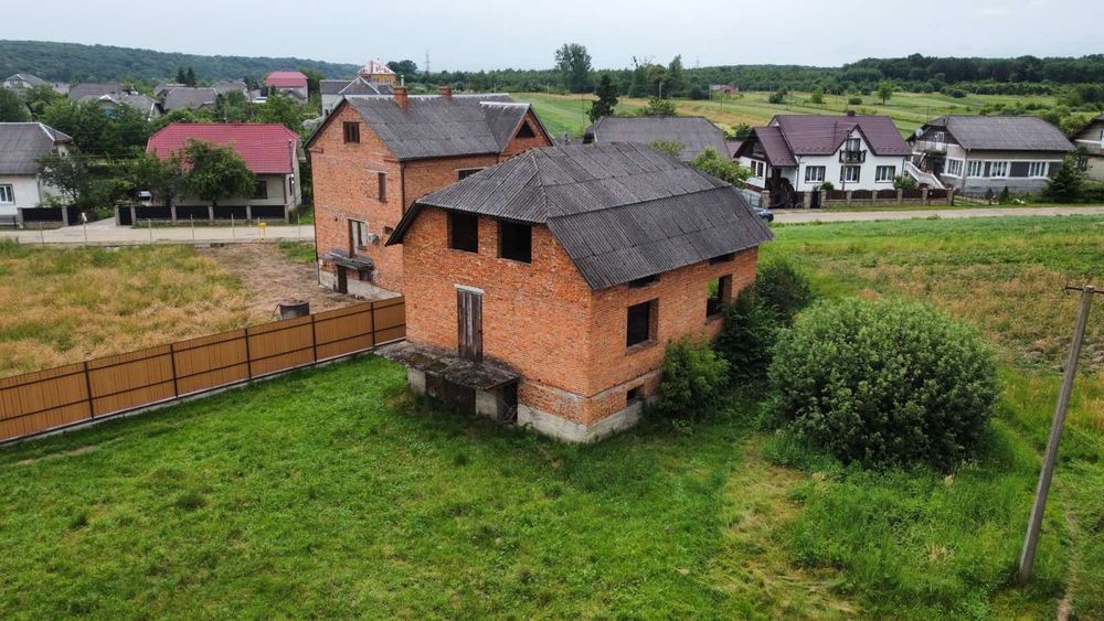 Цегляний Будинок/Незавершене будівництво. с. Олексичі