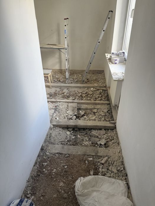 Demontaż mieszkań, skuwanie tynków, płytek, posadzek – Warszawa