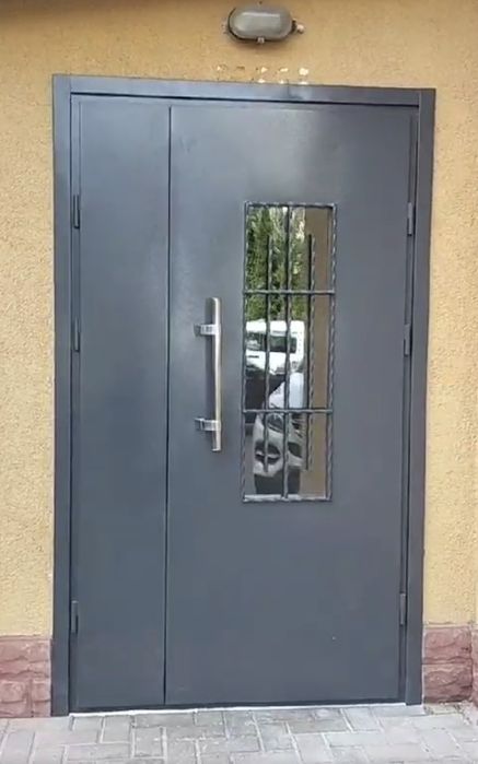 Усиленные Входные Металлические Двери  в подъезд/Нестандартные размеры