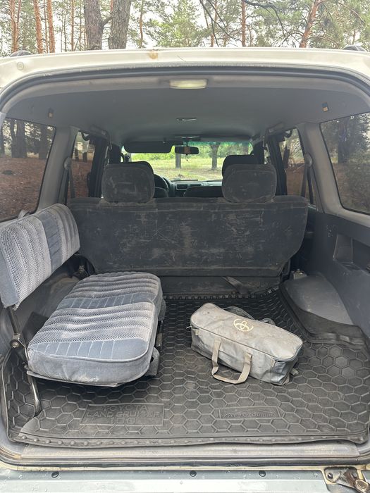 Продам Toyota Land Cruiser Prado 90