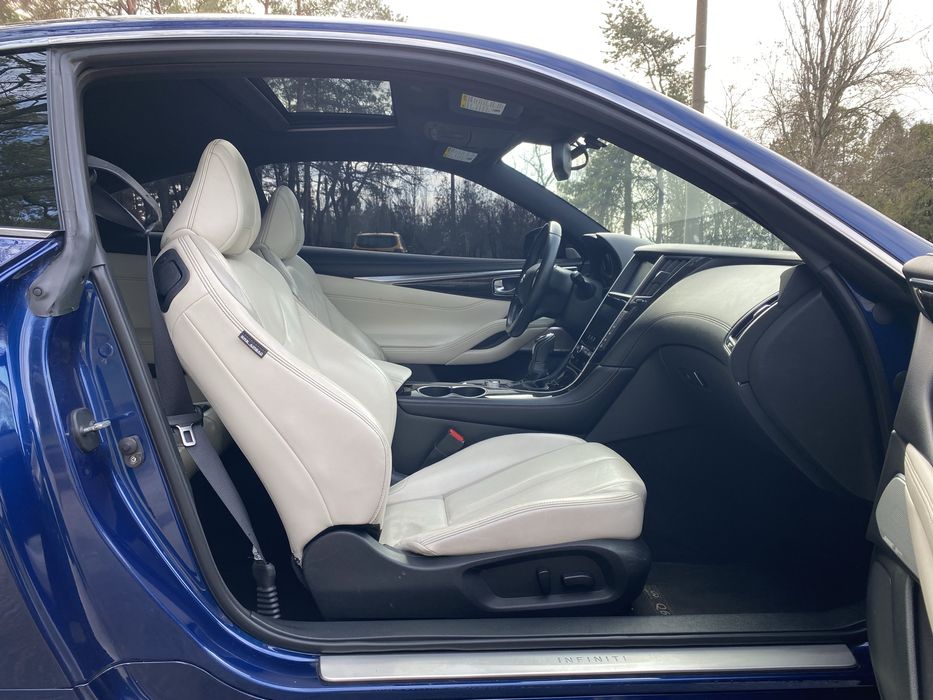 INFINITI Q60 COUPE 3.0T PREMIUM 2016 , Бензин 224 кВт 305 к.с.