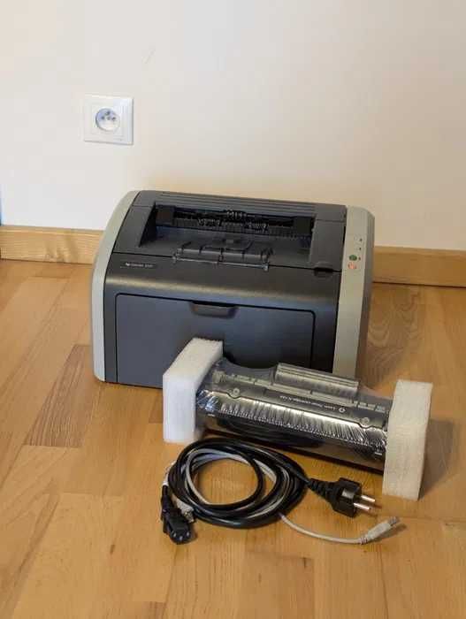 Drukarka HP Laser Jet 1010 + toner + kable
