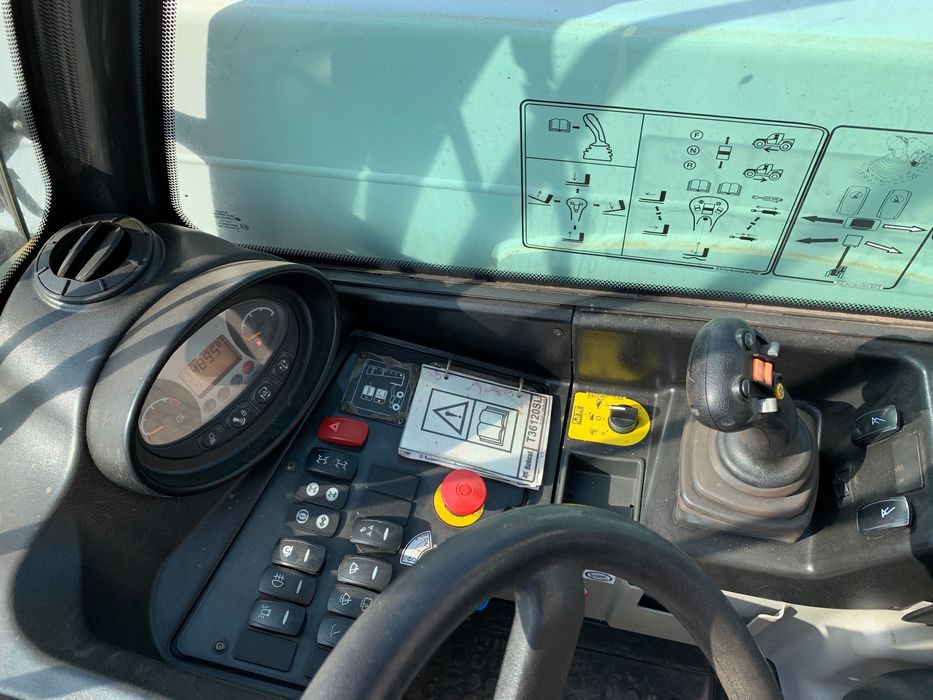 Телескопічний навантажувач BOBCAT T36120SL