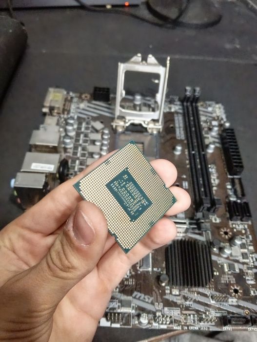 Procesor Intel core i3 10100F