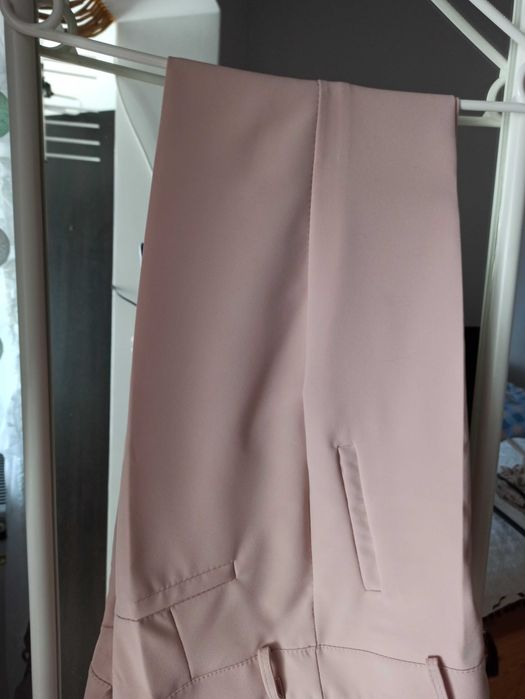Spodnie pudrowy róż eleganckie na kant proste kobiece XS S m