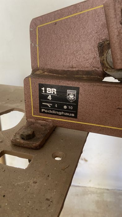 tesoura para chapa metálica