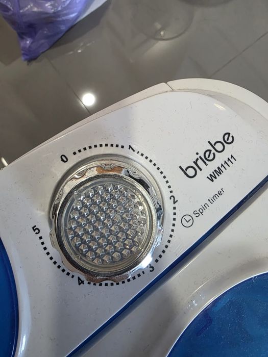 Mini Máquina de Lavar briebe 3kg (Ideal Estúdio/Quarto) - Como Nova Preço: 50€ (Negociável)