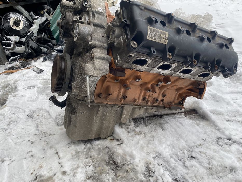 Jeep grand cherokee dodge srt 6.4 Двигатель мотор голий