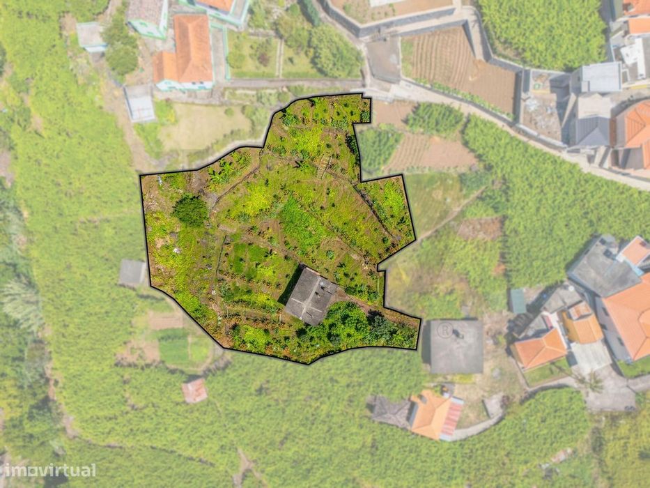 Rural Plot in S. Vicente | 1370 m² | With Agricultural Warehouse