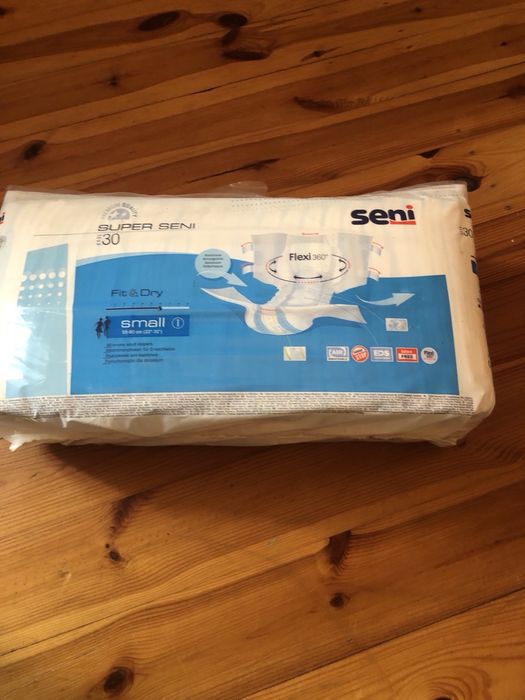 9x Pieluchomajtki Seni Super Seni Small S1 30 szt. NOWE