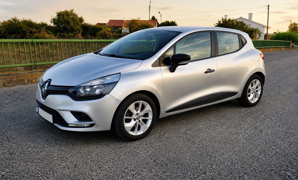Renault Clio — fotografia 2