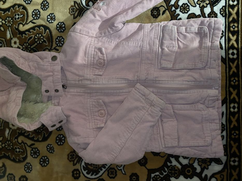 Курточка для дівчинки