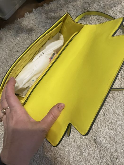 Продам гарну сумку жіночу.