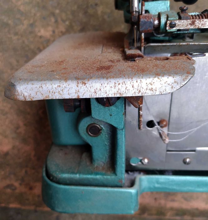 Оверлок GN1-2D на відновлення або деталі