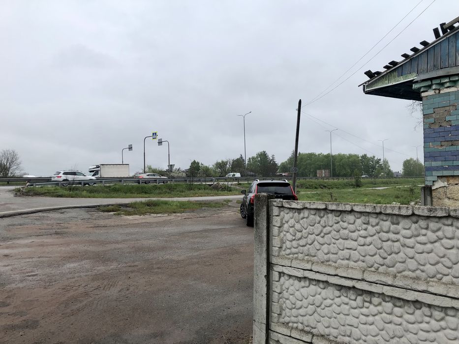 Фасадний комерційний об’єкт 85 м² на трасі Житомир–Київ