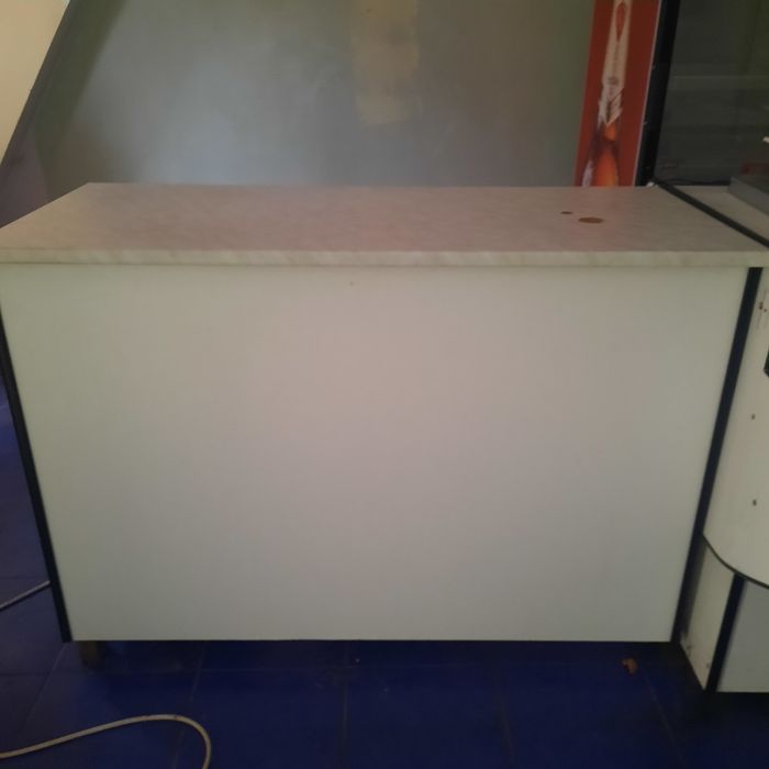 Продам торговое оборудование