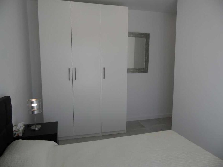CASA BELLA VISTA -T2, pé p/praia, CENTRAL e estacionamento - QUARTEIRA