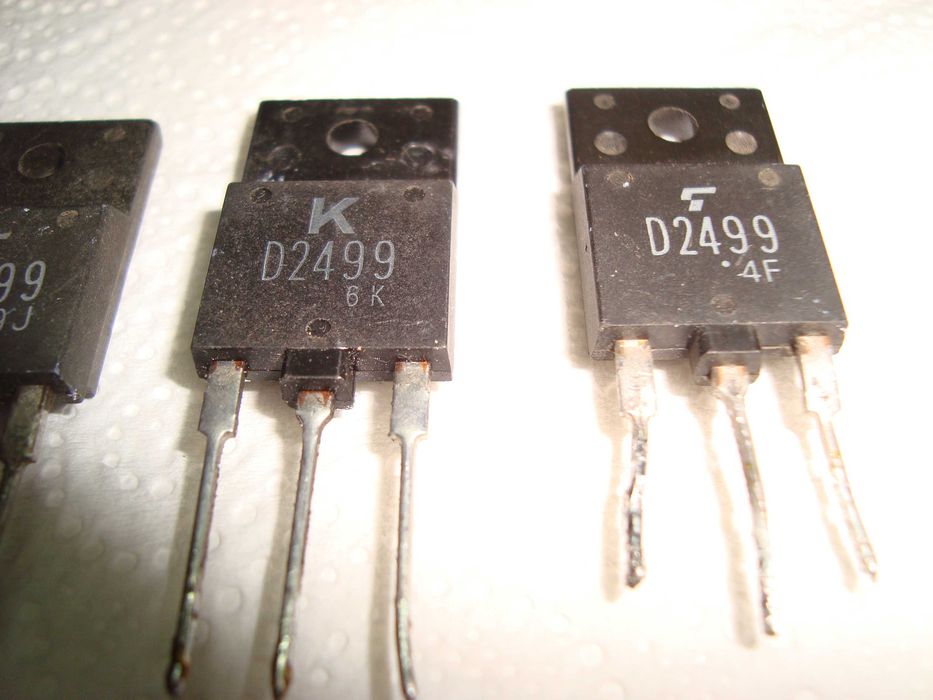 Транзисторы 2SD2499 D2499 оригинальные демонтаж 100% рабочие 30 грн/шт