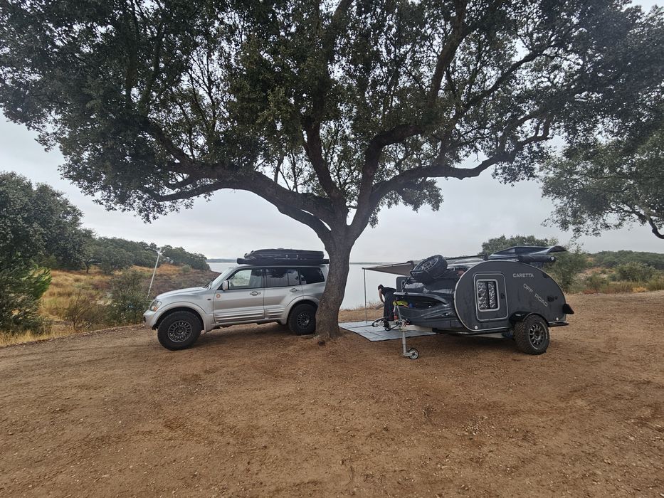 Mitsubishi Pajero 3.2 did + Caravana offroad