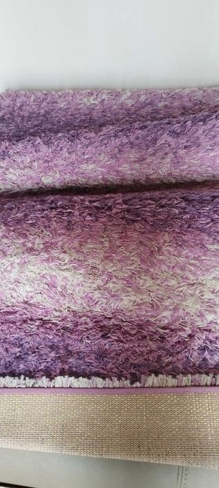 Dywan z długim włosiem