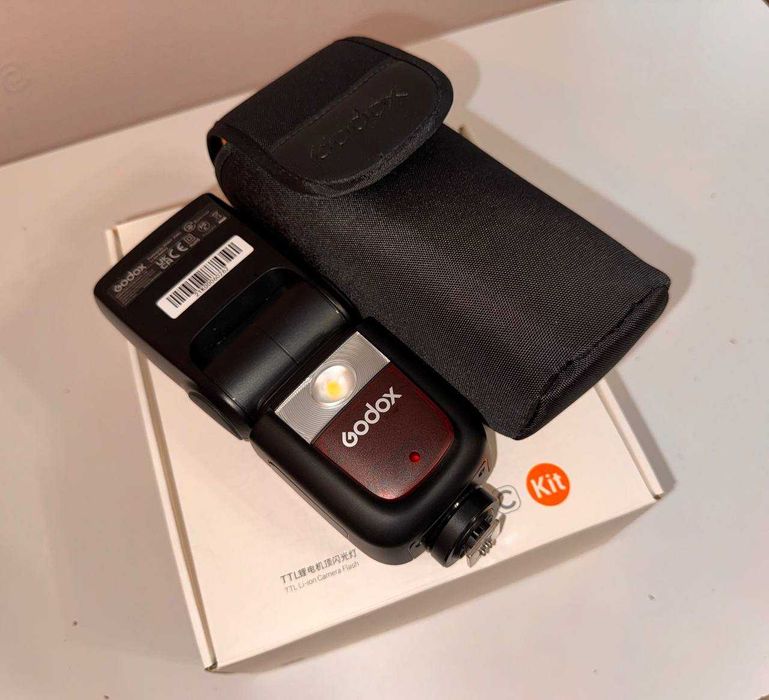 Вспышка V860III-C и Радиосинхронизатор Godox XPro II для Canon (б/у)