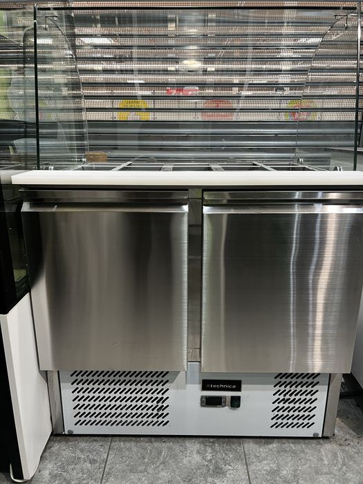 Stół chlodniczy sałatkowy 2-drzwiowy