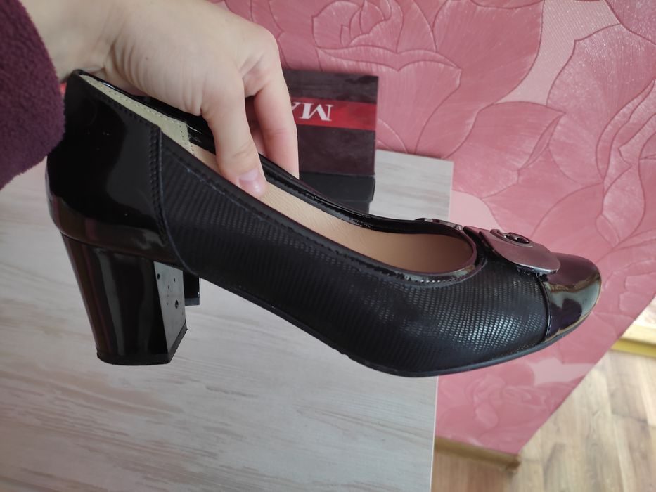 Туфлі жіночі шкіряні