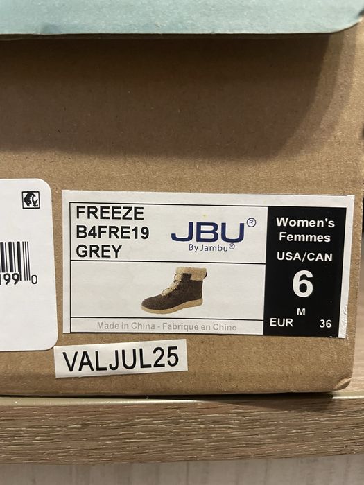 Зимові черевики JBU розмір 36