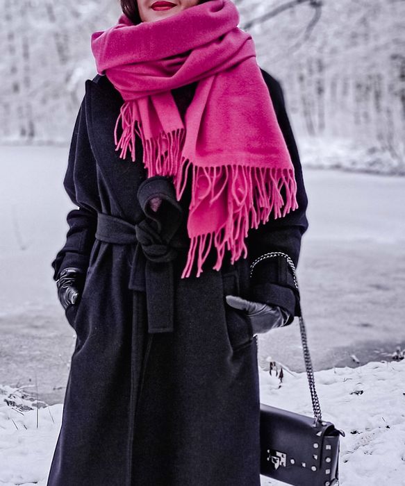 H&M Duży szal wełniany z frędzlami różowy fuksjowy magenta