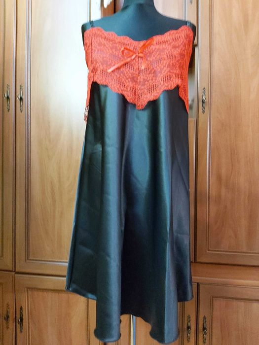 Satynowa Koszulka Nocna z Koronką LILI Rozm. XL