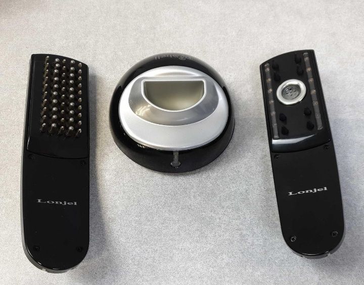 Прилад для догляду за волоссям