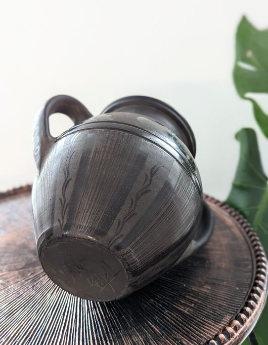 Wazon czarna ceramika