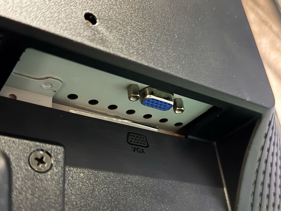 Monitor HP v185ws – Ideal para Escritório, Teletrabalho ou Estudo