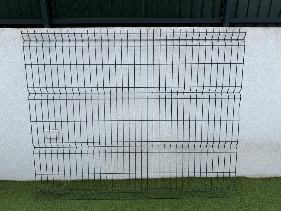 Gradeamento e portão