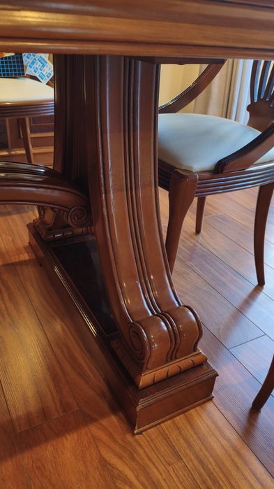 Sala de jantar completa