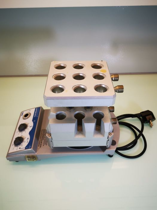 Laboratoryjne mieszadło magnetyczne na probówki