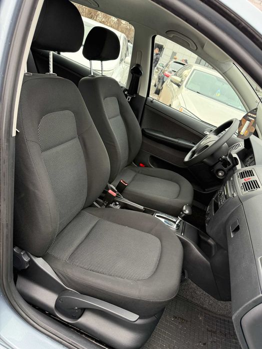 Продам Skoda Fabia 2005 рік можлива розстрочка,кредит,обмін!