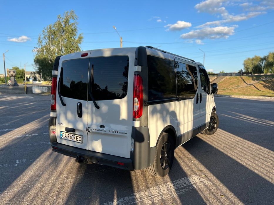 Продам OPEL Vivaro