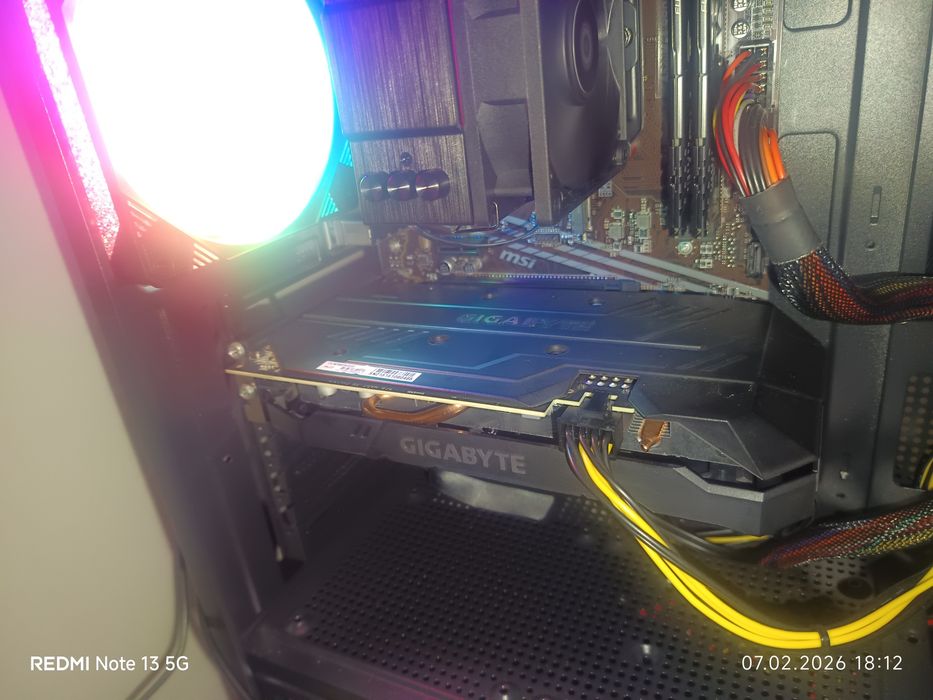 Продам відеокарту gigabyte rtx 2060 6gb