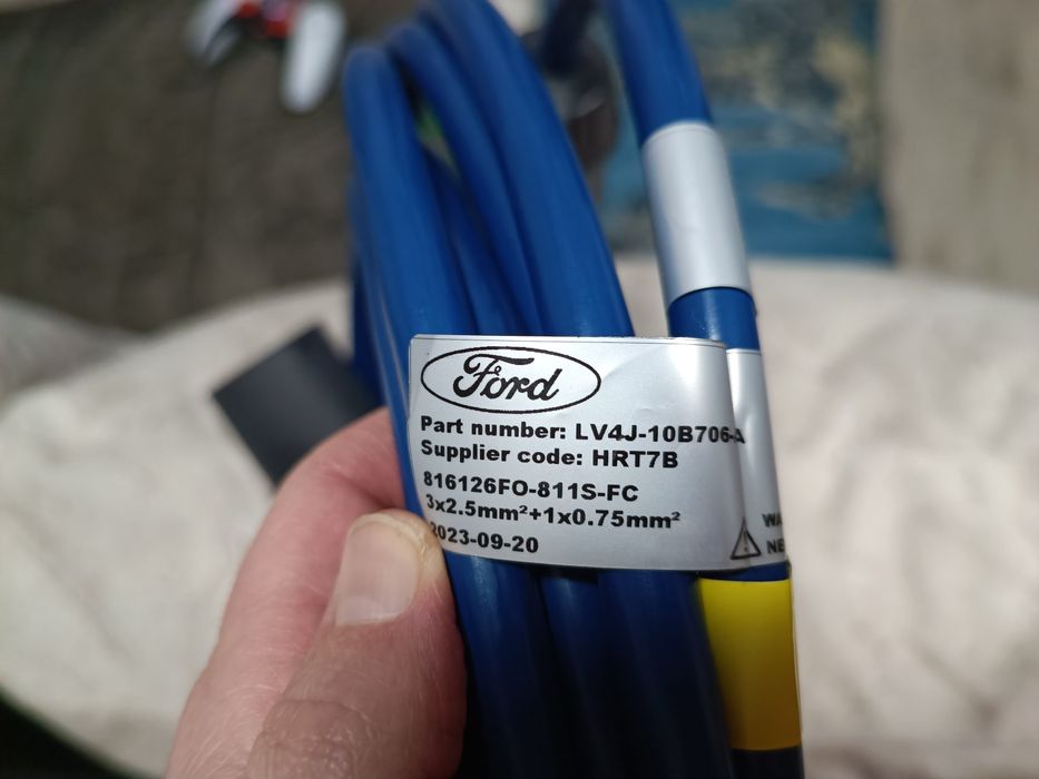 Cabo de carregamento Ford