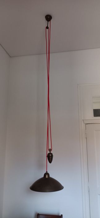 Candeeiro de teto em latão
