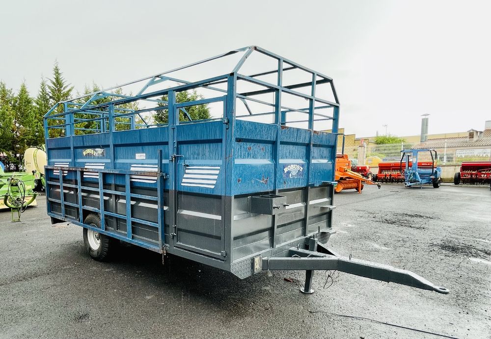 reboque para transporde de animais