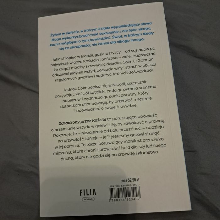 Nowa książka Zdradzony przez kościół.