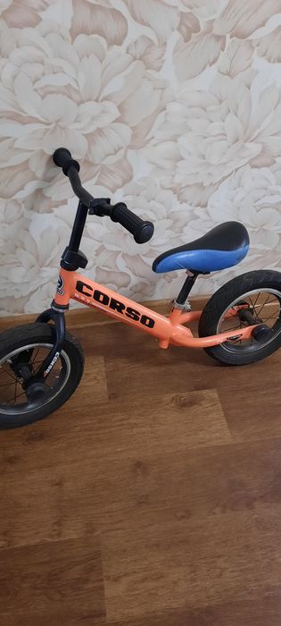 Беговел детский .