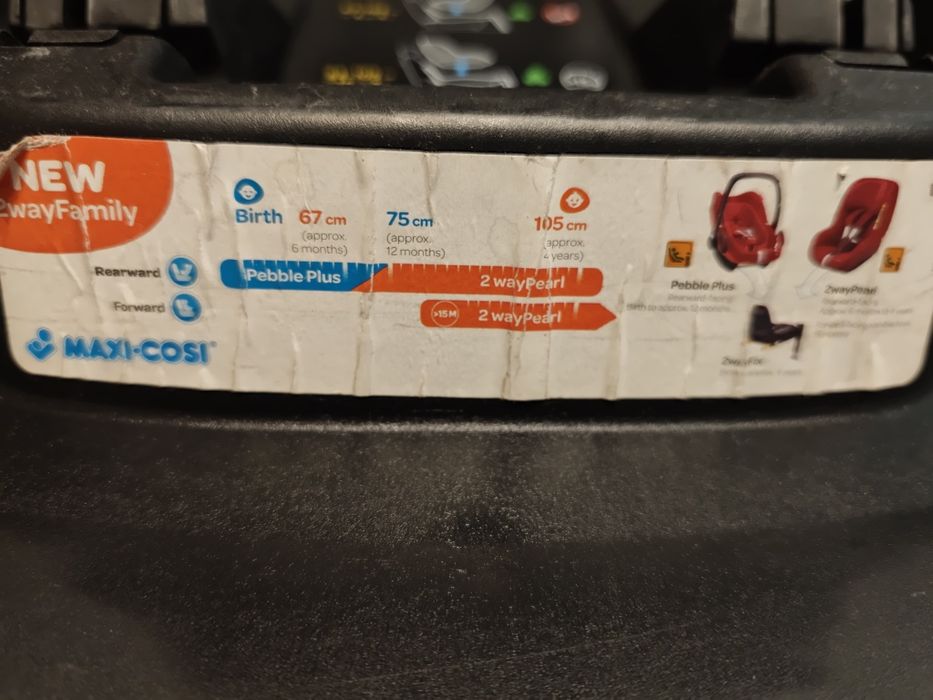 Maxi Cosi 2 Way Pearl z bazą 2 Way Fix