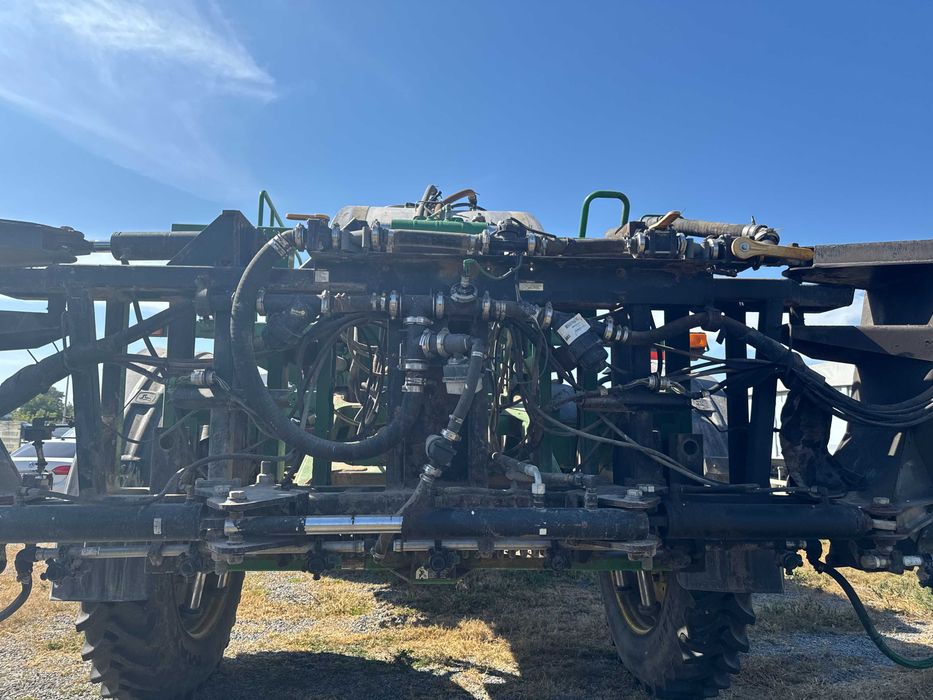 Обприскувач John Deere 4930