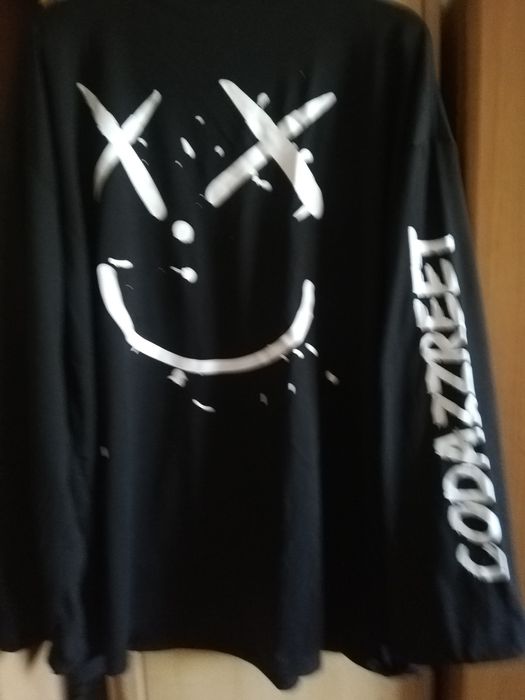 Bluza kupiona na temu